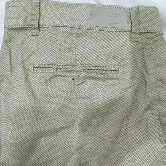 NWOT Brax Feel Good Bozen Khaki Chino Shorts Mens Size 34 beach vacation - Picture 2 of 4
